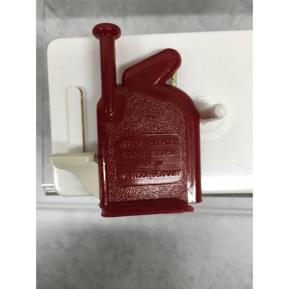 Vintage Witch Needle Threader w/ Box and instructions - Picture 7 of 8